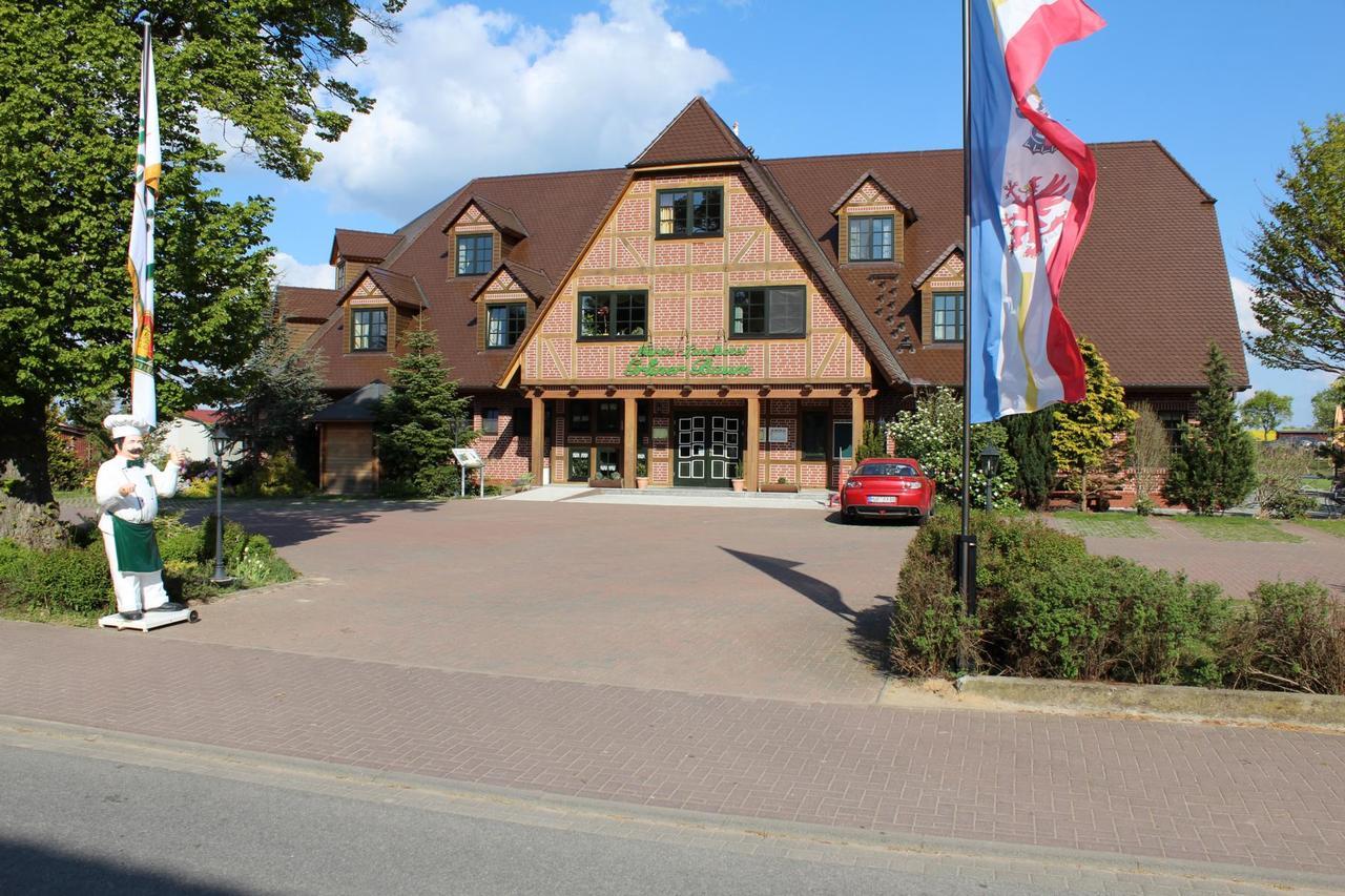 Mueritz Landhotel Gruener Baum Gotthun Bagian luar foto